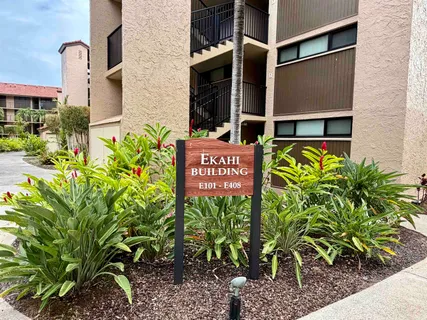 $249,000 | 3543 Lower Honoapiilani Road, Unit E206, Lahaina, HI 96761