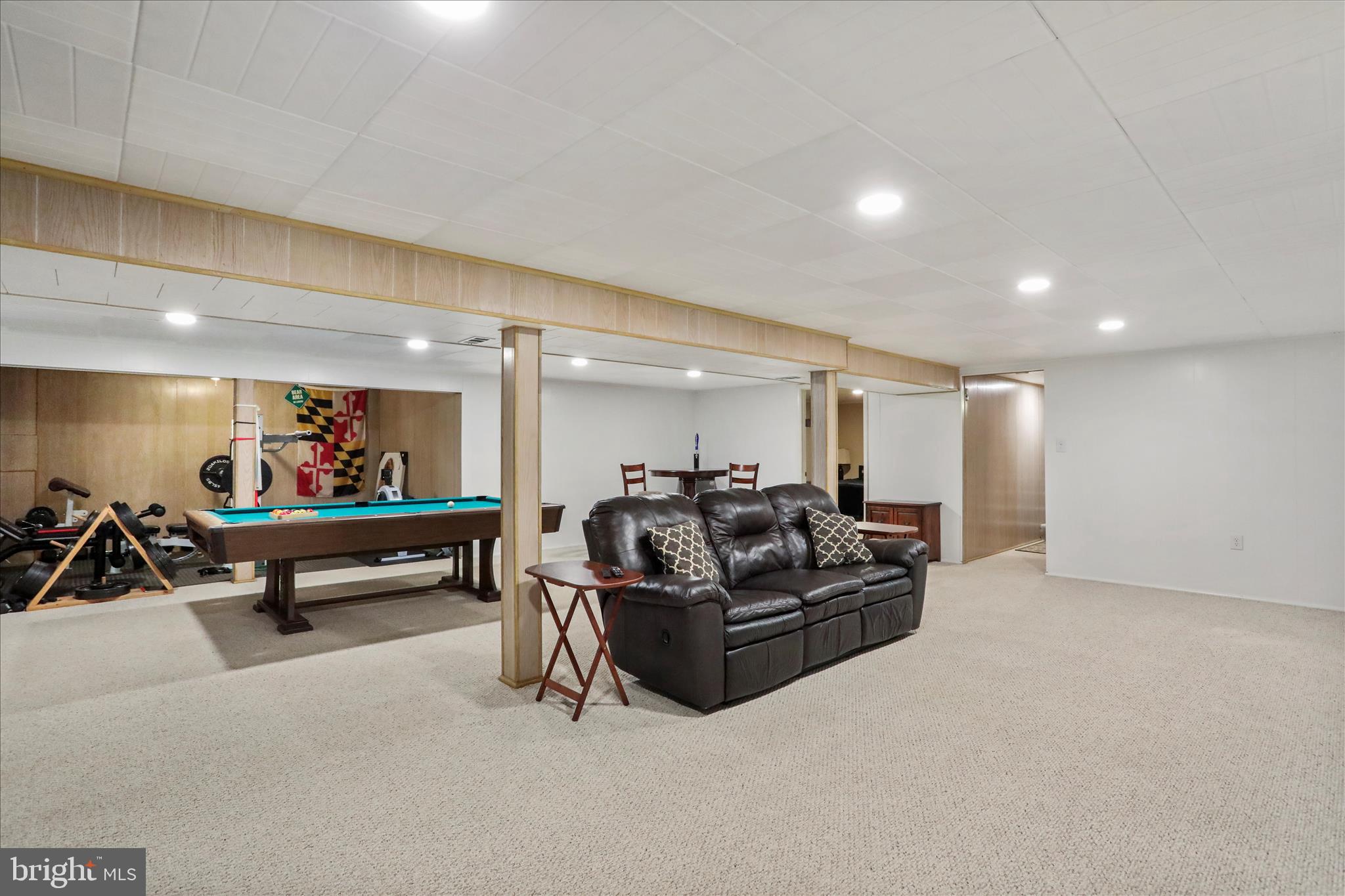 13347 Keener Road Hagerstown, MD 21742 - Photo 33 of 44 a living room with furniture a rug and white walls