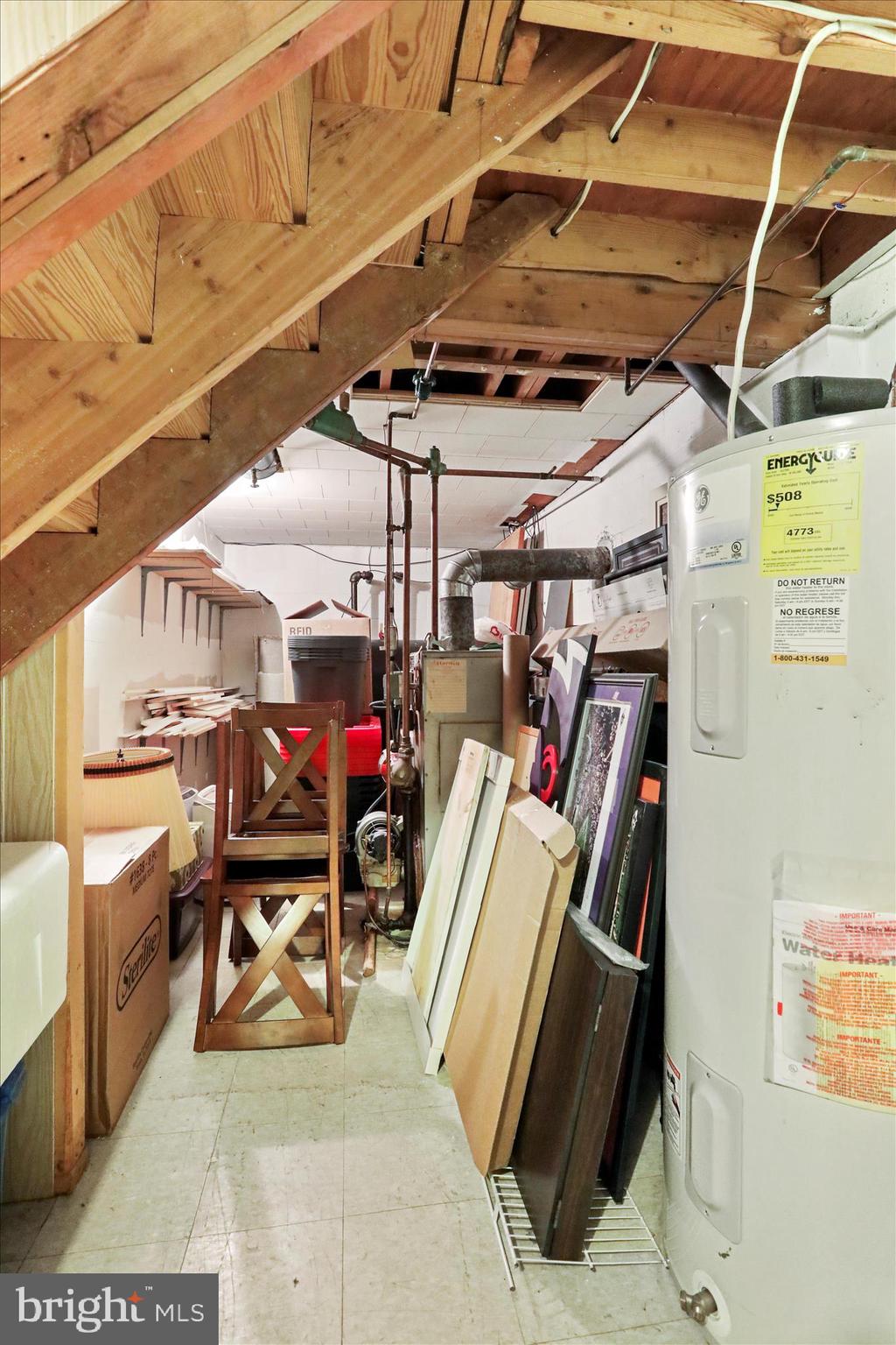 13347 Keener Road Hagerstown, MD 21742 - Photo 38 of 44 a view of a storage & utility room