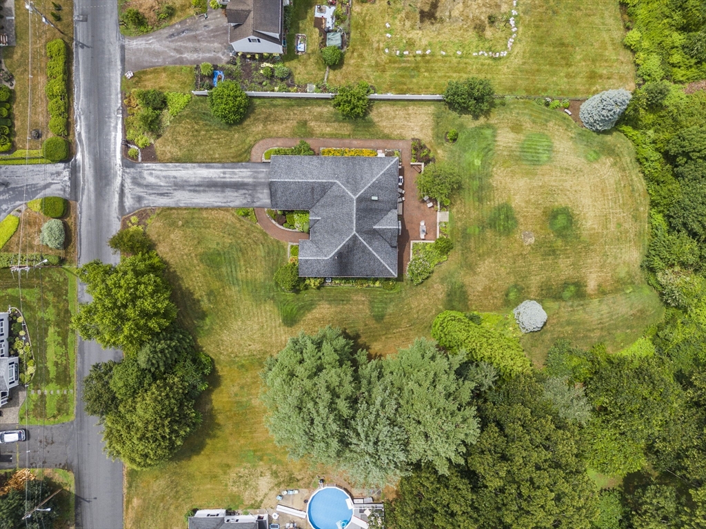 3 Governors Road Groveland, MA 01834 - Photo 37 of 42 Gallery Image 37