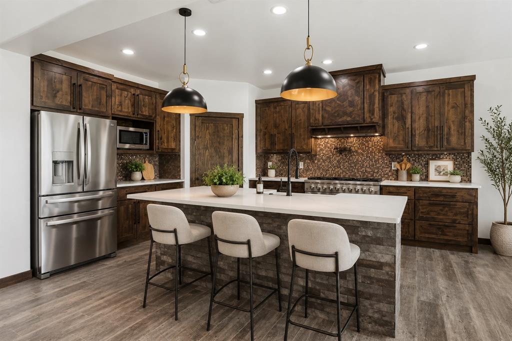 835 Clb Lk Road Whitesboro, TX 76273 - Photo 5 of 24 Island Kitchen - virtually staged
