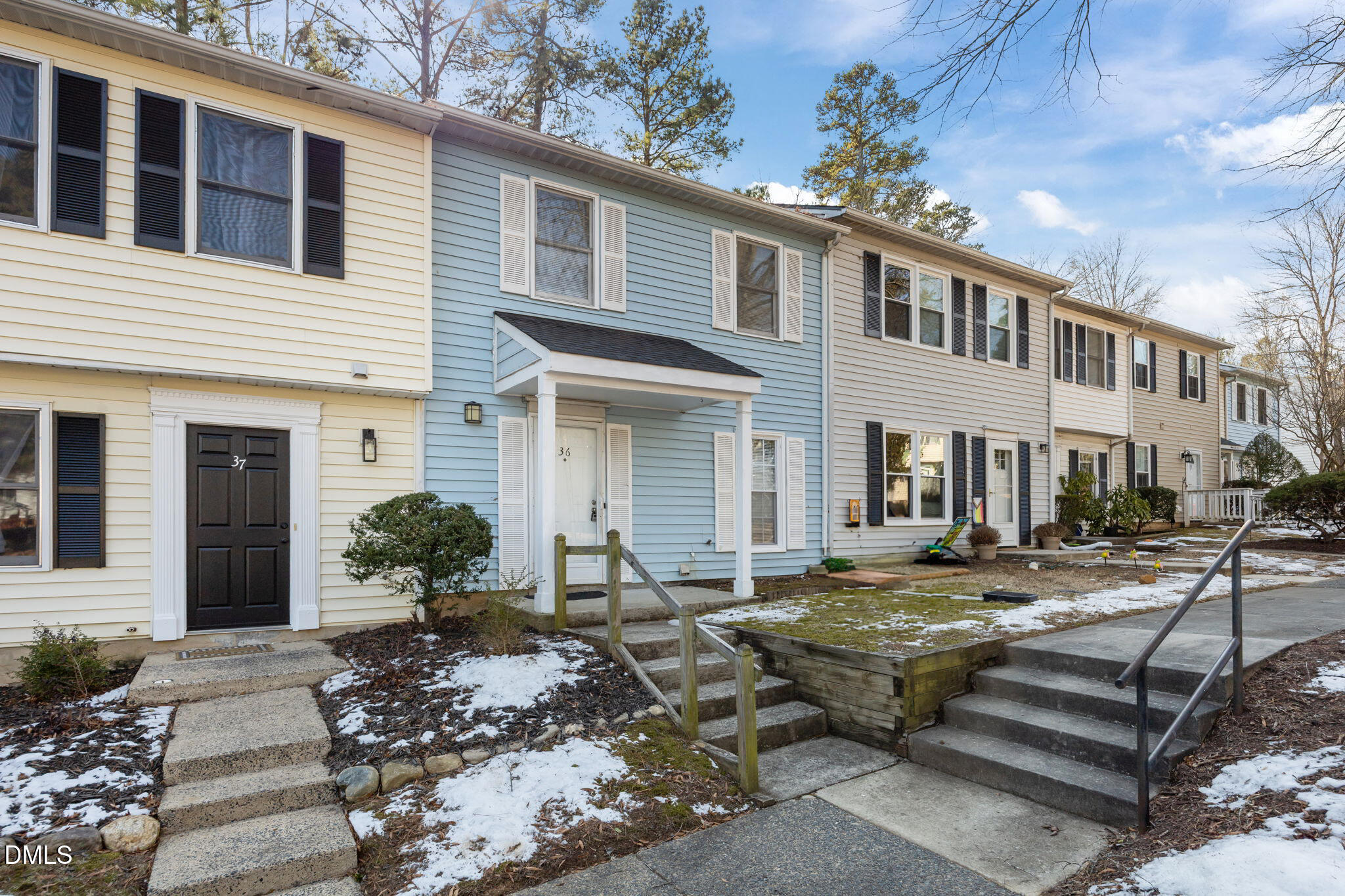36 Georgetown Court Durham, NC 27705 - Photo 3 of 28 3-web-or-mls-IMG_0618