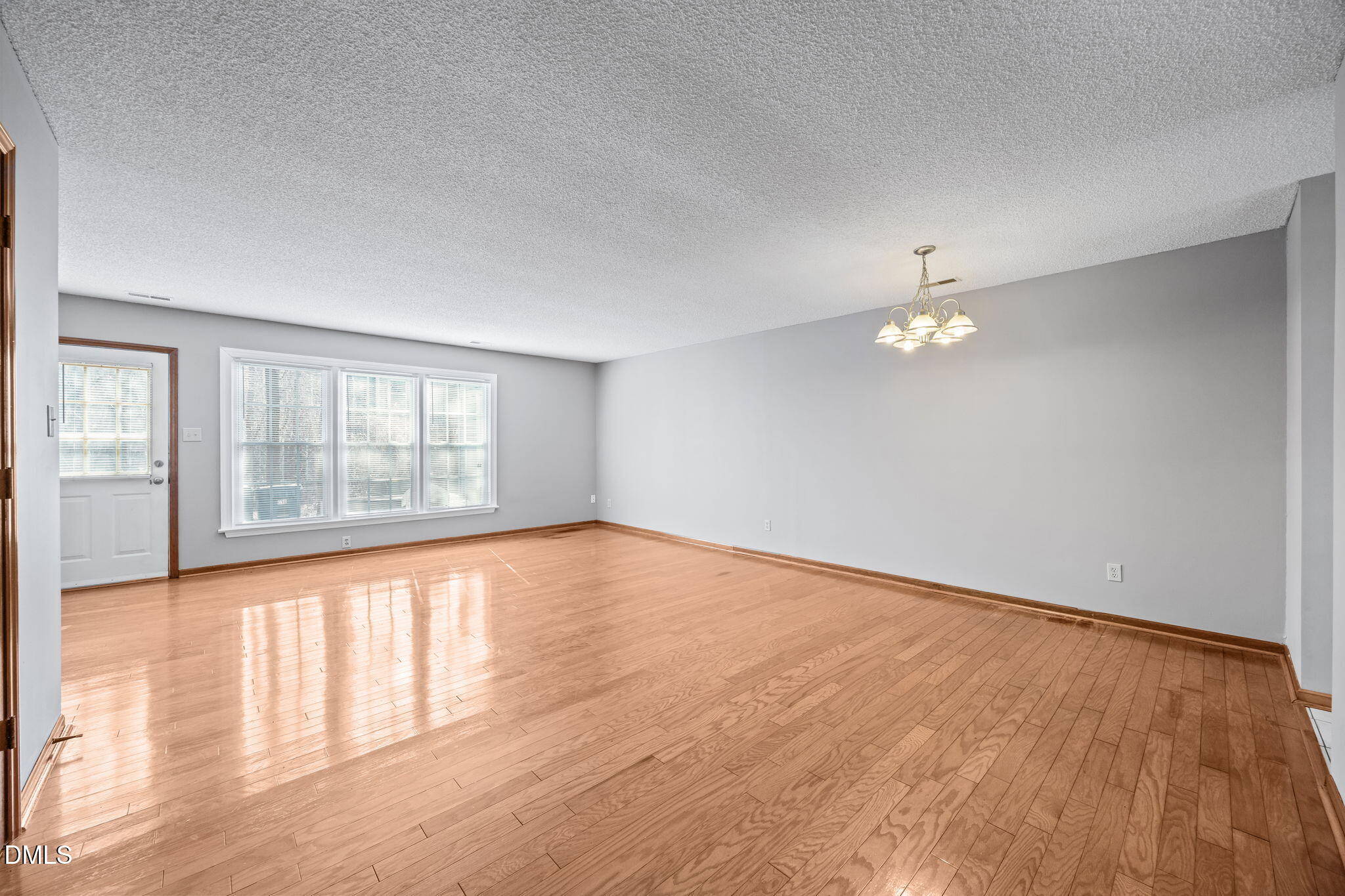 36 Georgetown Court Durham, NC 27705 - Photo 4 of 28 4-web-or-mls-IMG_0574