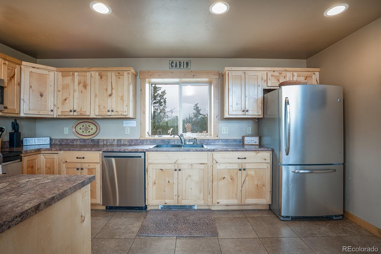 355 Oahu Road Hartsel, CO 80449 - Photo 10 of 50