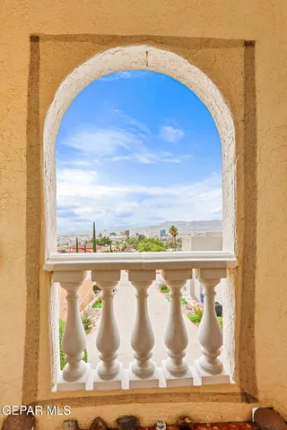 a view of a house with a outdoor space