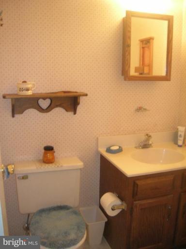 2721 Parallel Path Abingdon, MD 21009 - Photo 12 of 14 Half Bath 1