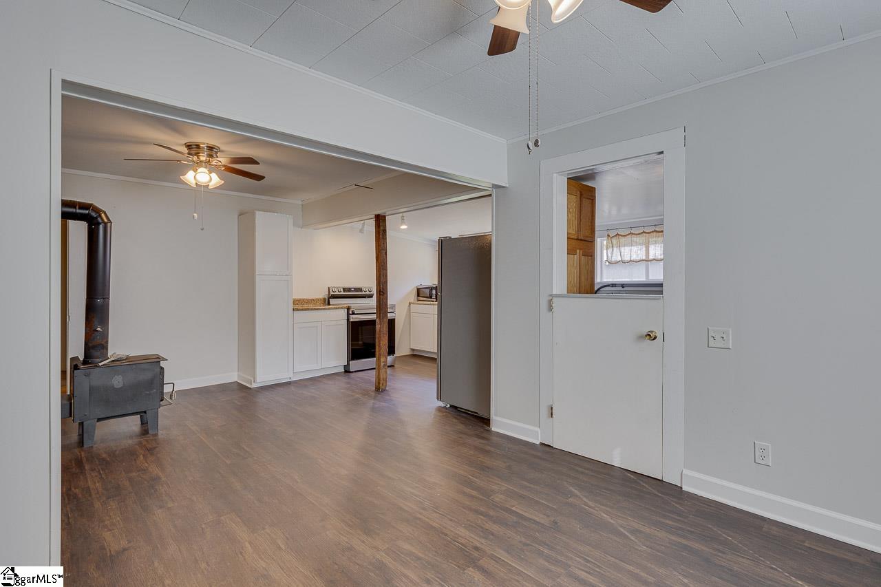 600 Edens Road Pickens, SC 29671 - Photo 12 of 32