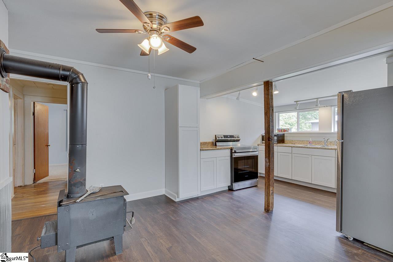 600 Edens Road Pickens, SC 29671 - Photo 14 of 32