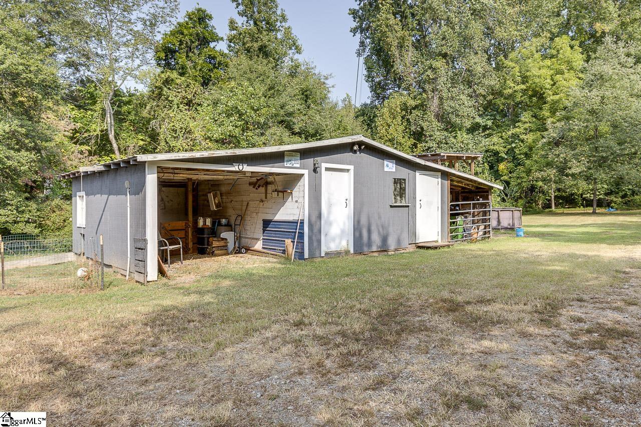 600 Edens Road Pickens, SC 29671 - Photo 27 of 32