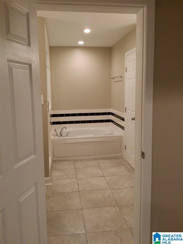 2308 Reed Road Northeast Birmingham, AL 35215 - Photo 21 of 28 Gallery Image 21