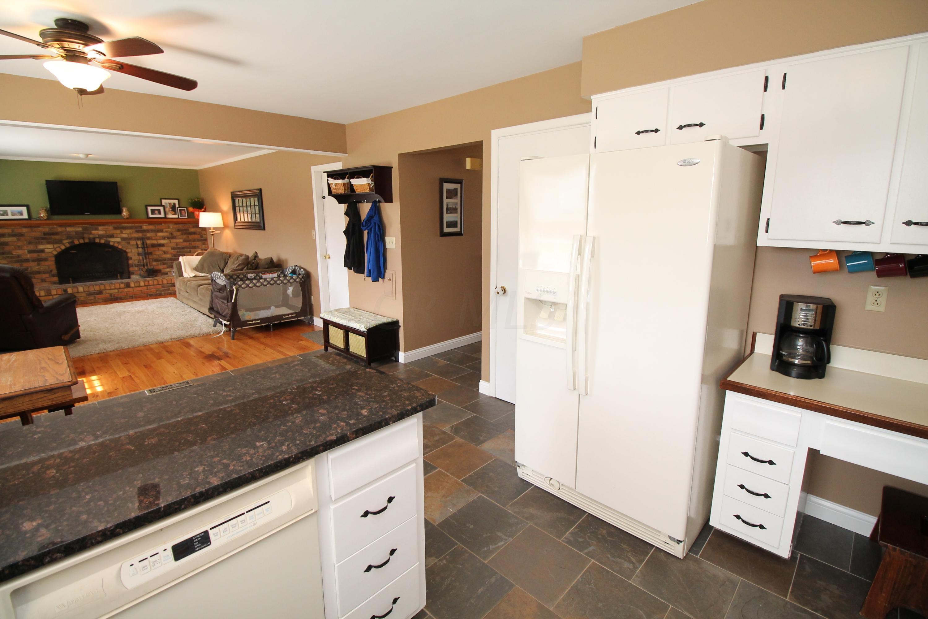 5579 Millington Road Columbus, OH 43235 - Photo 6 of 35 Gallery Image 6