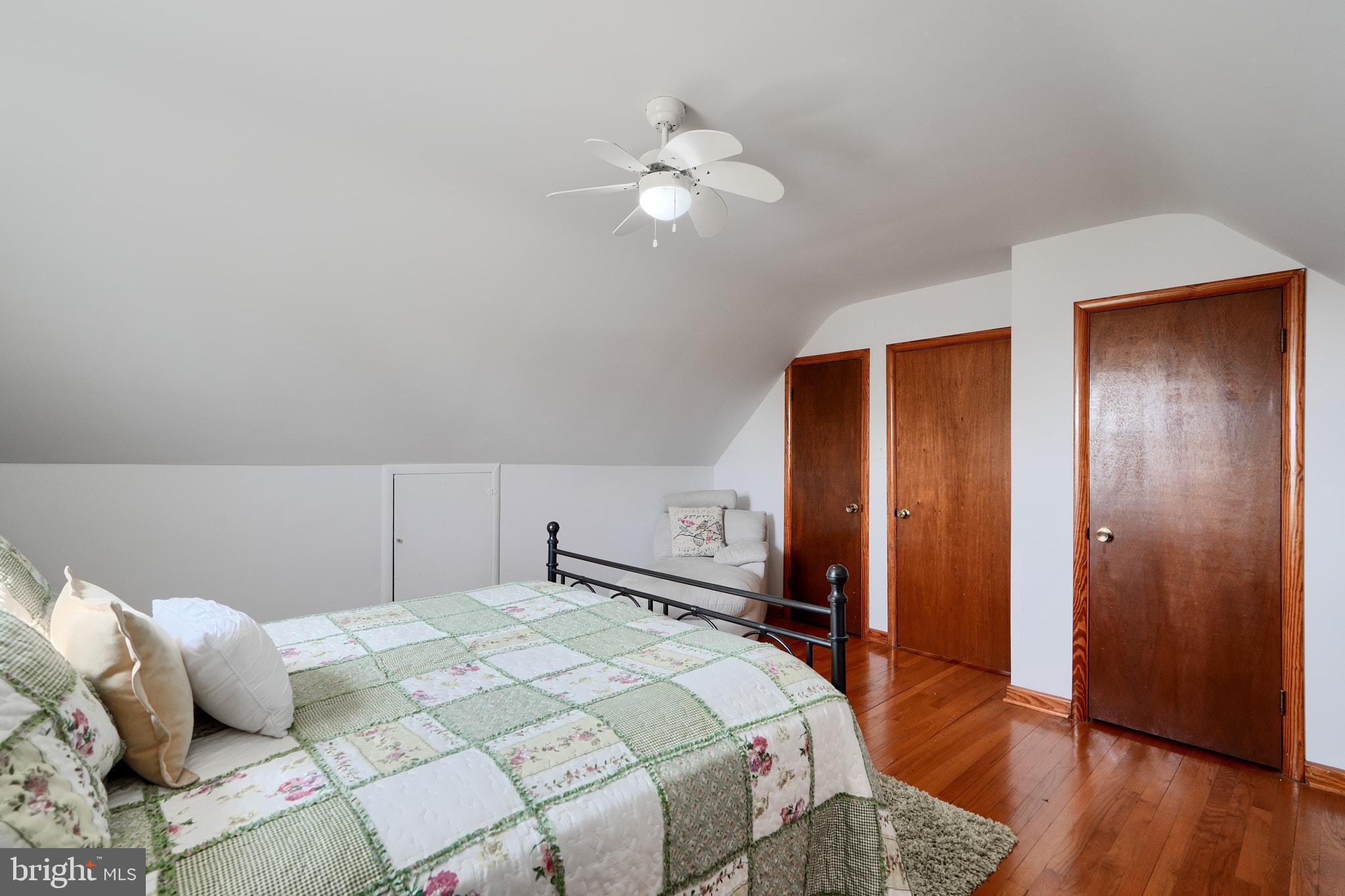8003 Highpoint Road Parkville, MD 21234 - Photo 18 of 29 Upper level BR 2