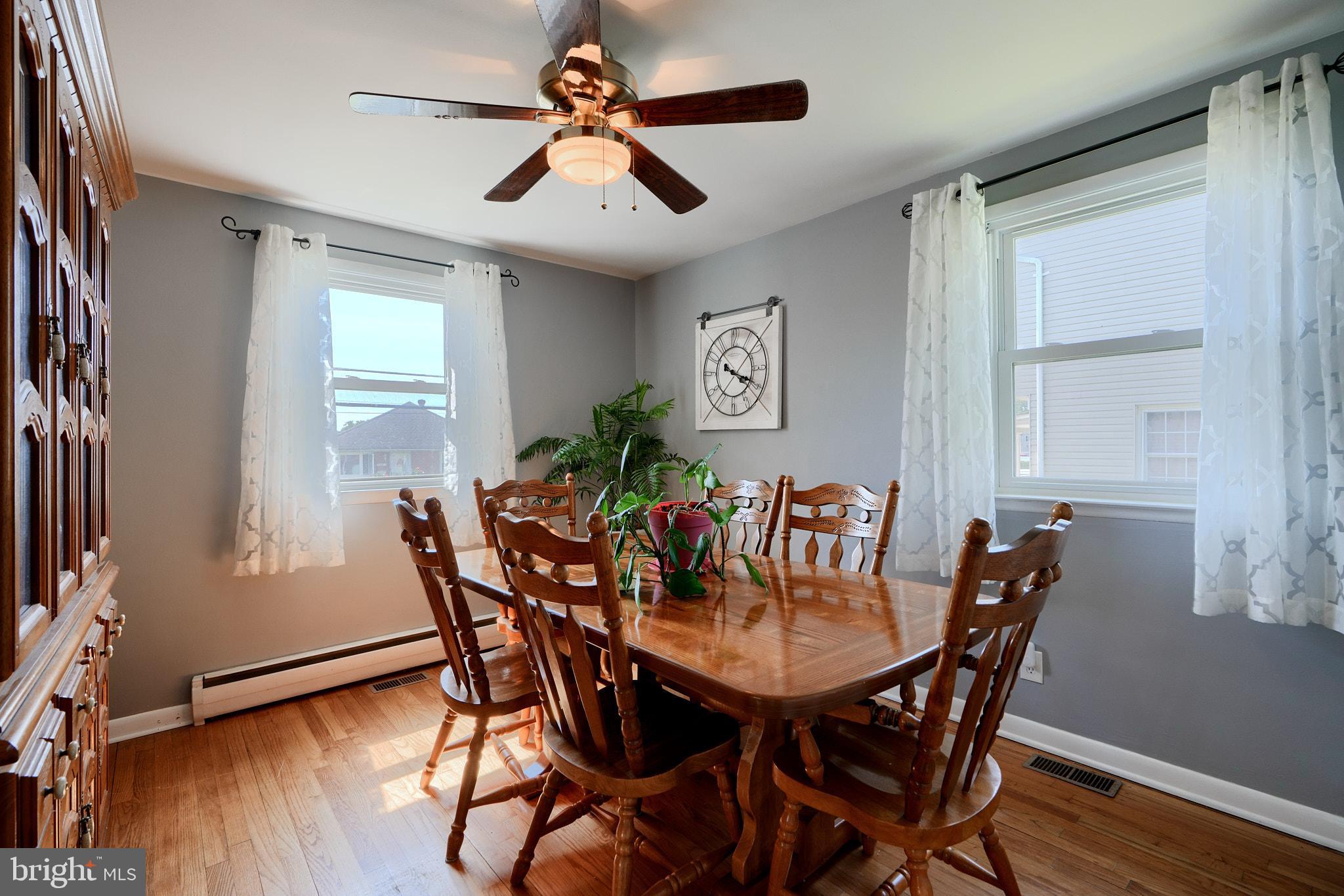 8003 Highpoint Road Parkville, MD 21234 - Photo 7 of 29 Dining Room