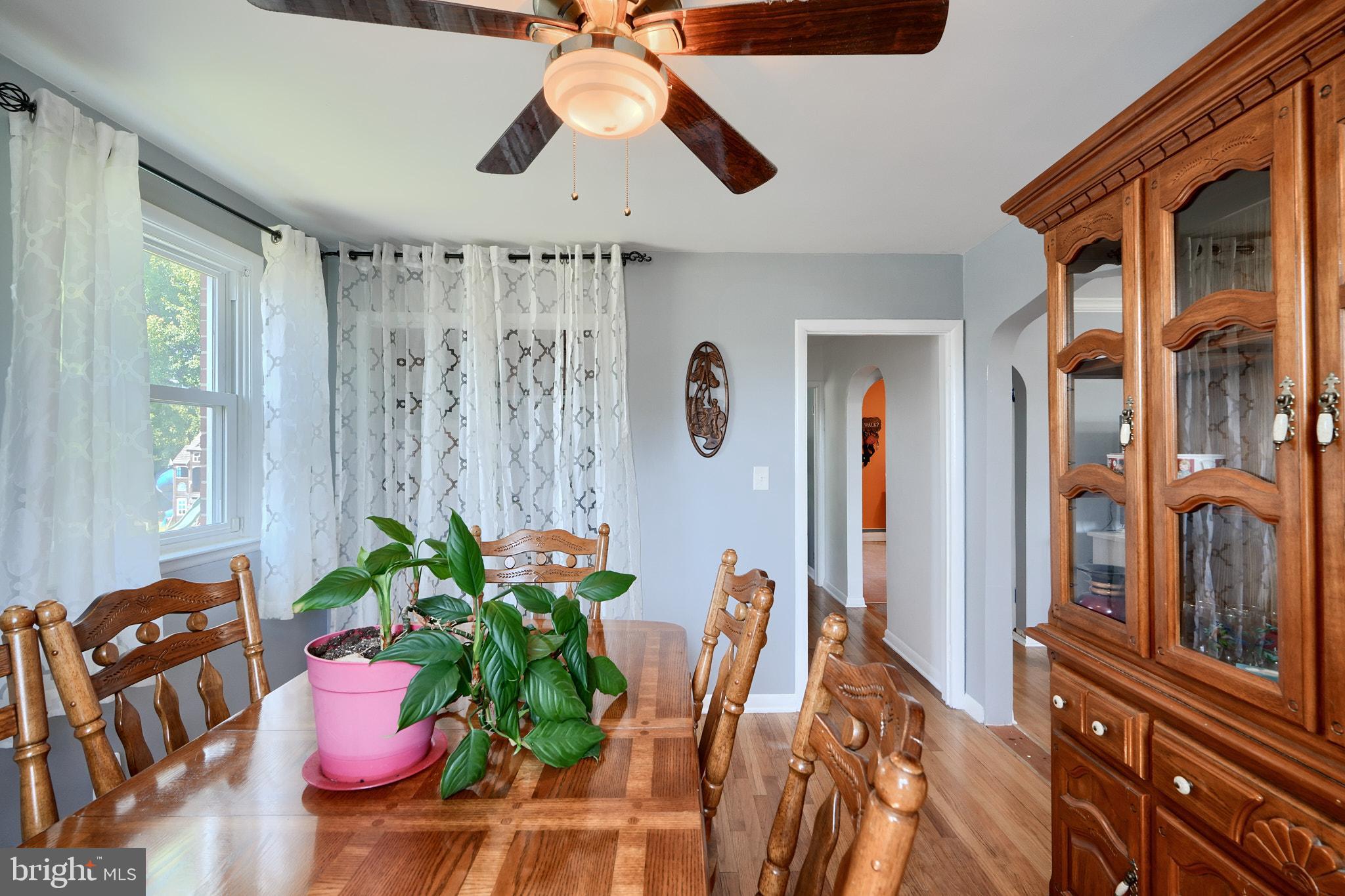 8003 Highpoint Road Parkville, MD 21234 - Photo 8 of 29 Dining Room