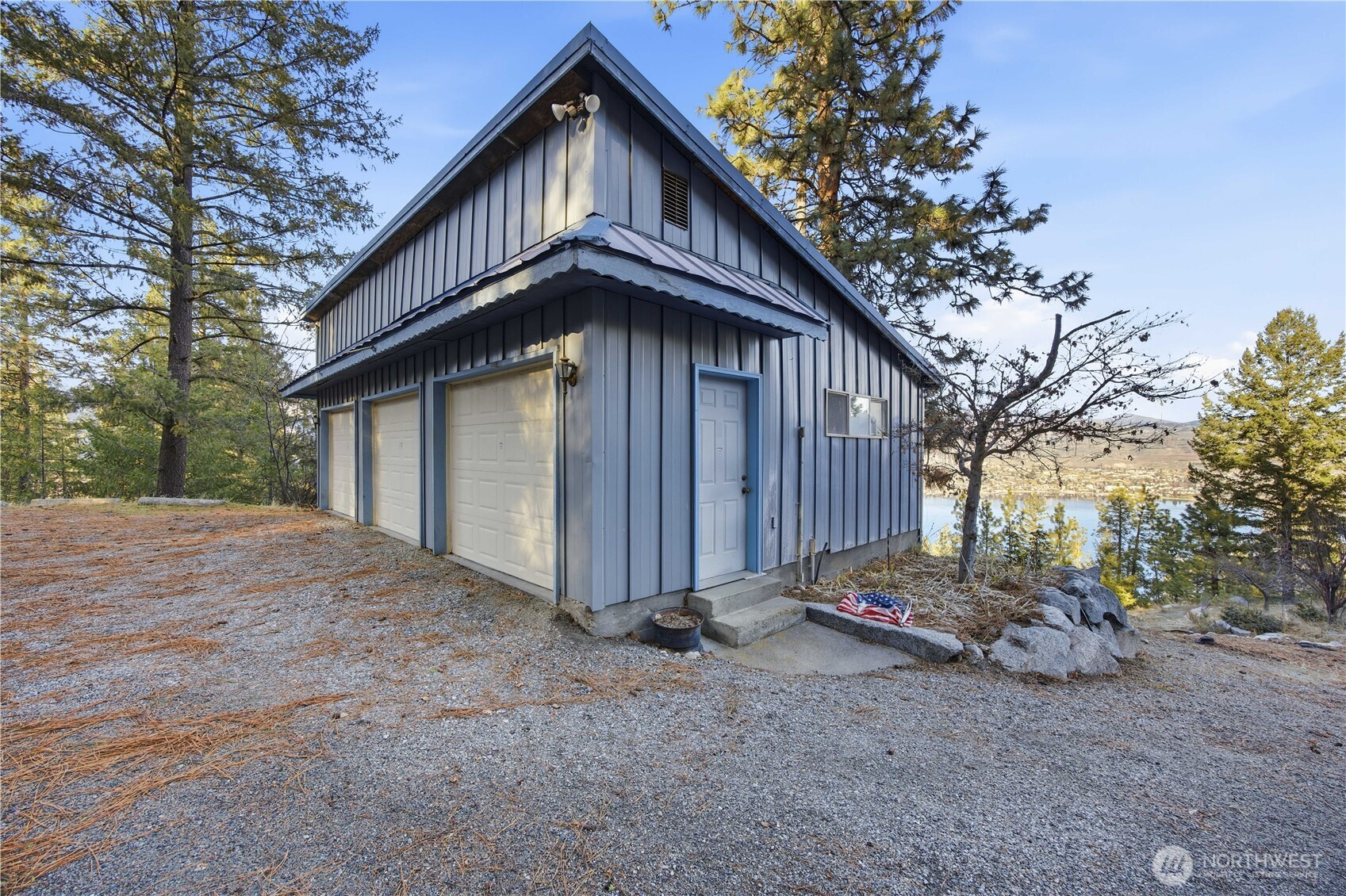985 Guffy Road Chelan, WA 98816 - Photo 30 of 39