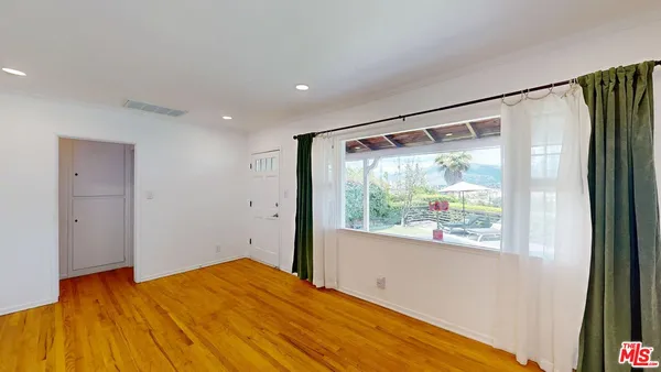 $5,000 | 1410 Dartmouth Drive, Glendale, CA 91205