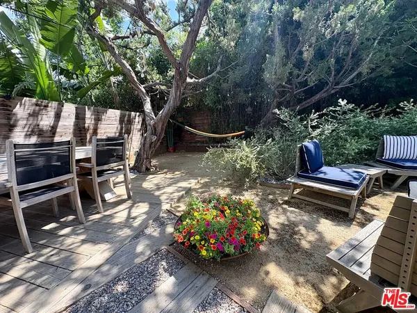 $5,000 | 1410 Dartmouth Drive, Glendale, CA 91205