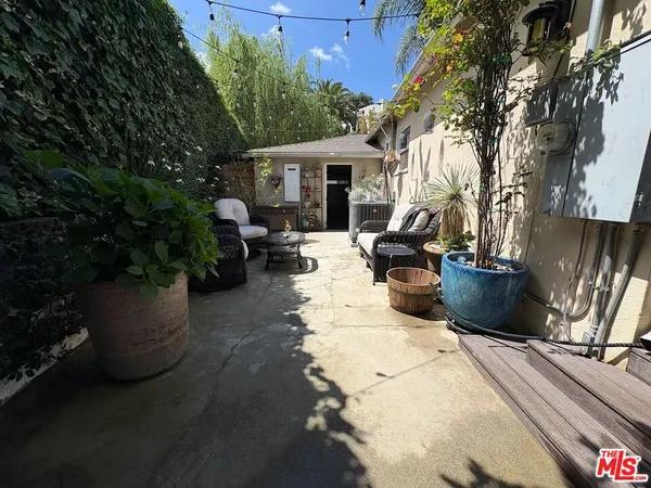 $5,000 | 1410 Dartmouth Drive, Glendale, CA 91205