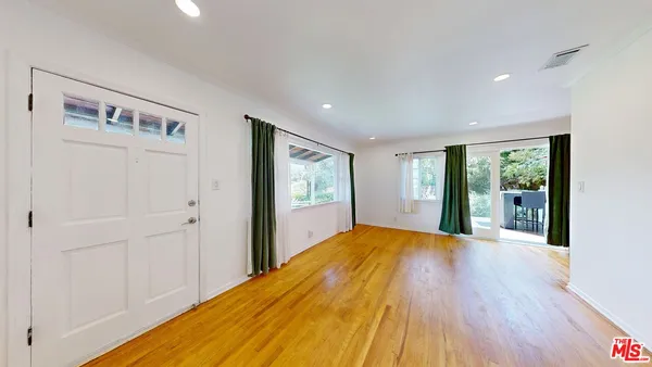 $5,000 | 1410 Dartmouth Drive, Glendale, CA 91205