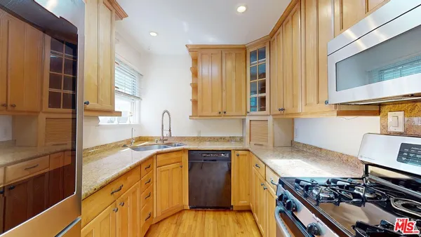 $5,000 | 1410 Dartmouth Drive, Glendale, CA 91205