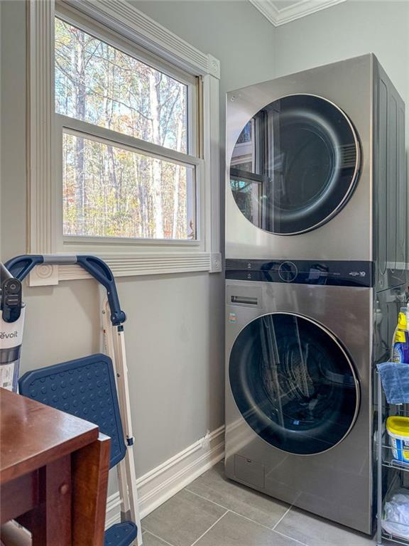 295 Springwater Chase Newnan, GA 30265 - Photo 49 of 68 a utility room with a sink a washer and dryer