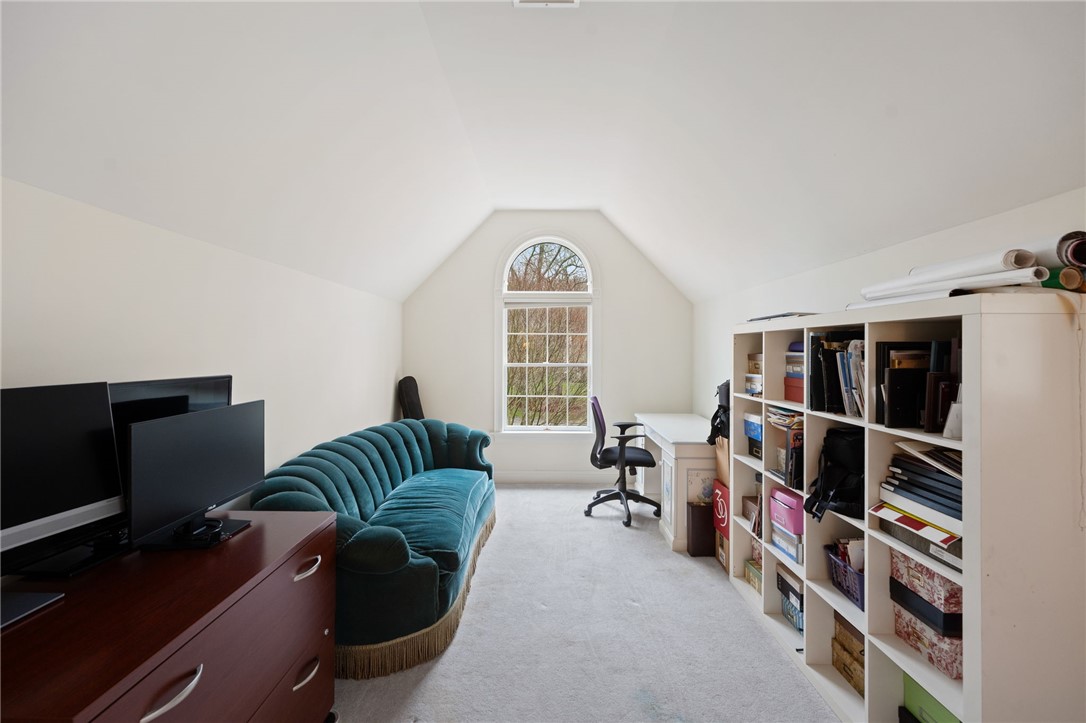 153 Sakonnet Ridge Drive Tiverton, RI 02878 - Photo 48 of 50 Gallery Image 48