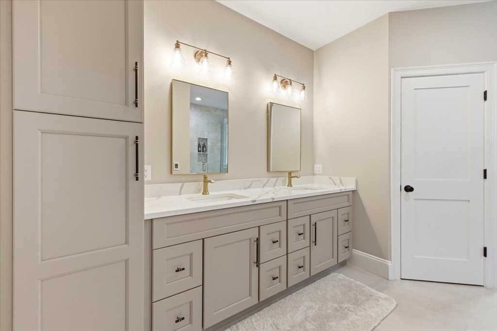 194 Ridge Street Millis, MA 02054 - Photo 17 of 41