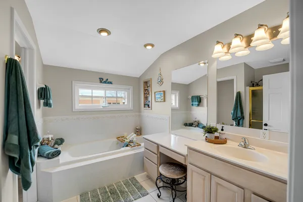 $298,000 | 3051 183rd Street, Lansing, IL 60438