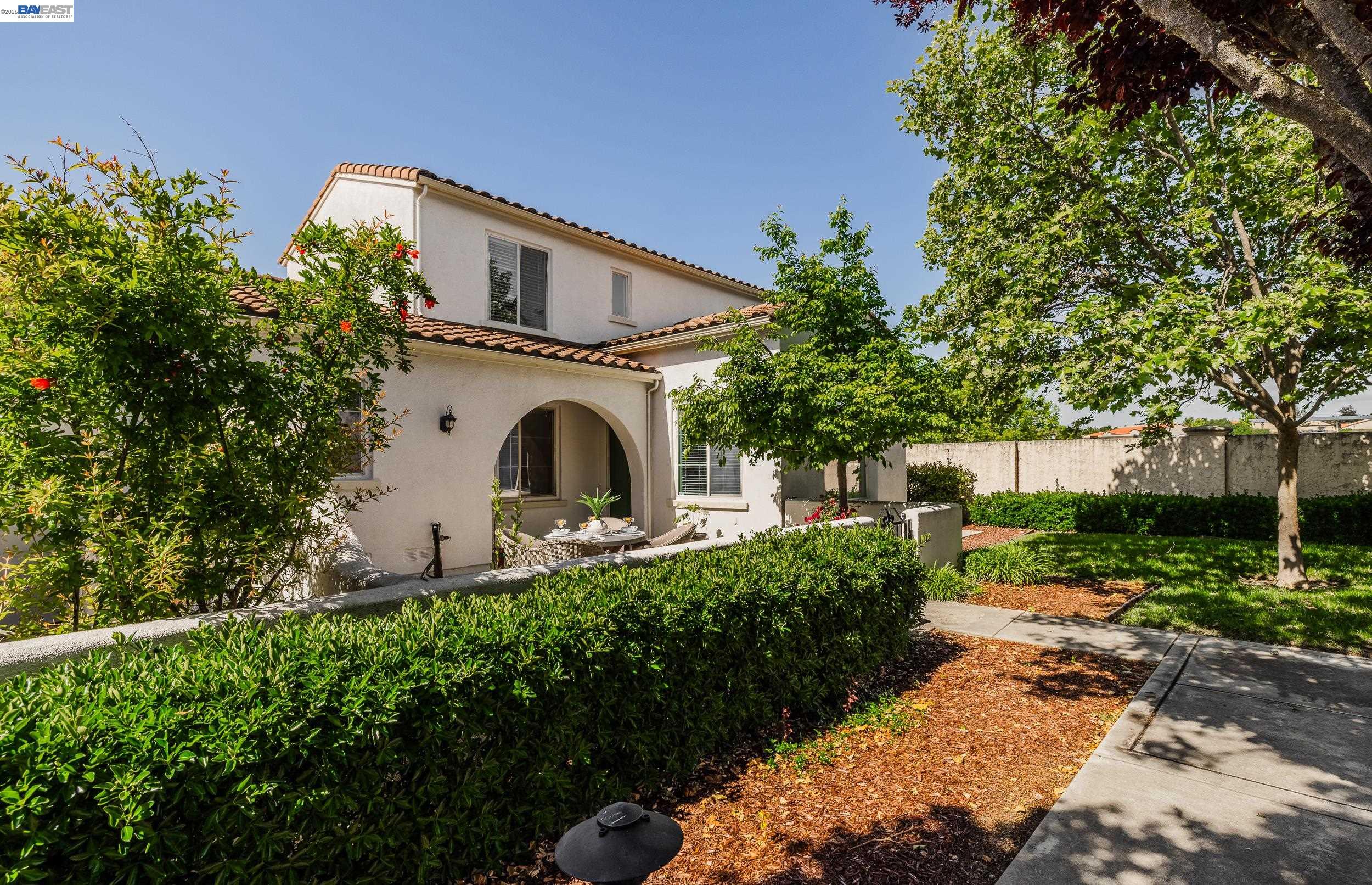 116 Amaryllis Circle San Ramon, CA 94582 - Photo 2 of 33