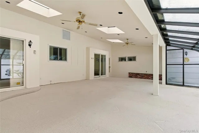 $1,899,000 | 75 Mimosa Drive, East Hills, NY 11576