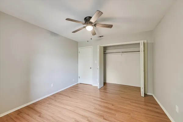 $1,400 | 6718 Silvermine Drive, Unit 903, Austin, TX 78736
