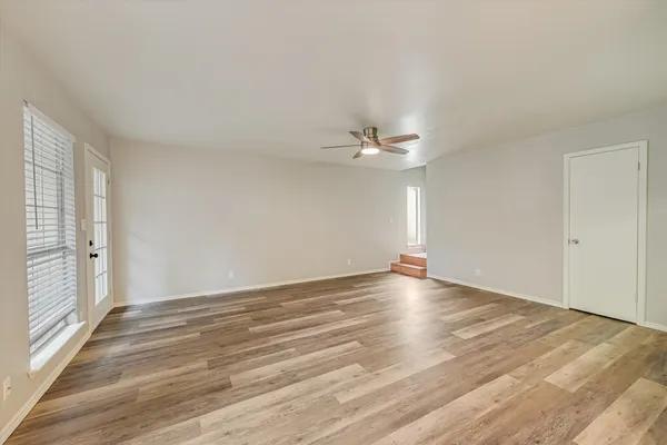 $1,400 | 6718 Silvermine Drive, Unit 903, Austin, TX 78736