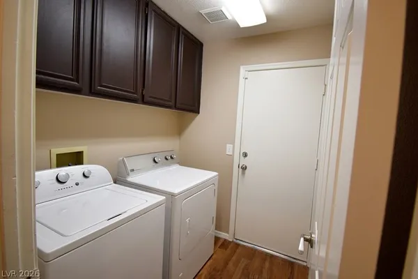 $2,300 | 4904 Crimson Glory Lane, Las Vegas, NV 89130