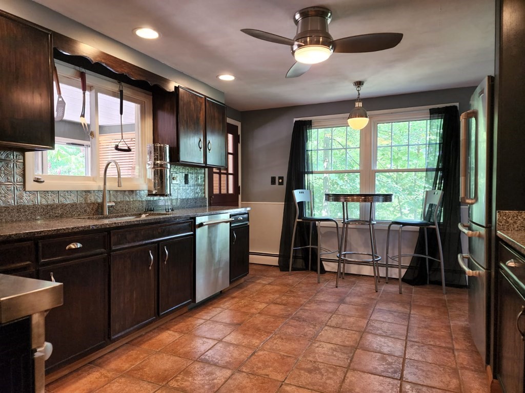 40 Judge Road Lynn, MA 01904 - Photo 5 of 30 Gallery Image 5