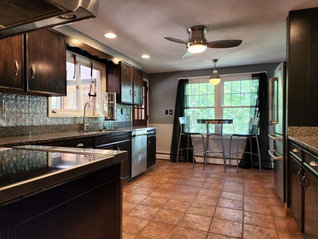 40 Judge Road Lynn, MA 01904 - Photo 6 of 30 Gallery Image 6