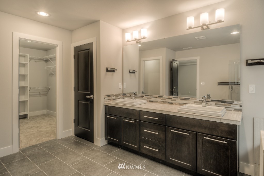 21515 43rd Drive Southeast, Unit 14 Bothell, WA 98021 - Photo 11 of 18 Gallery Image 11