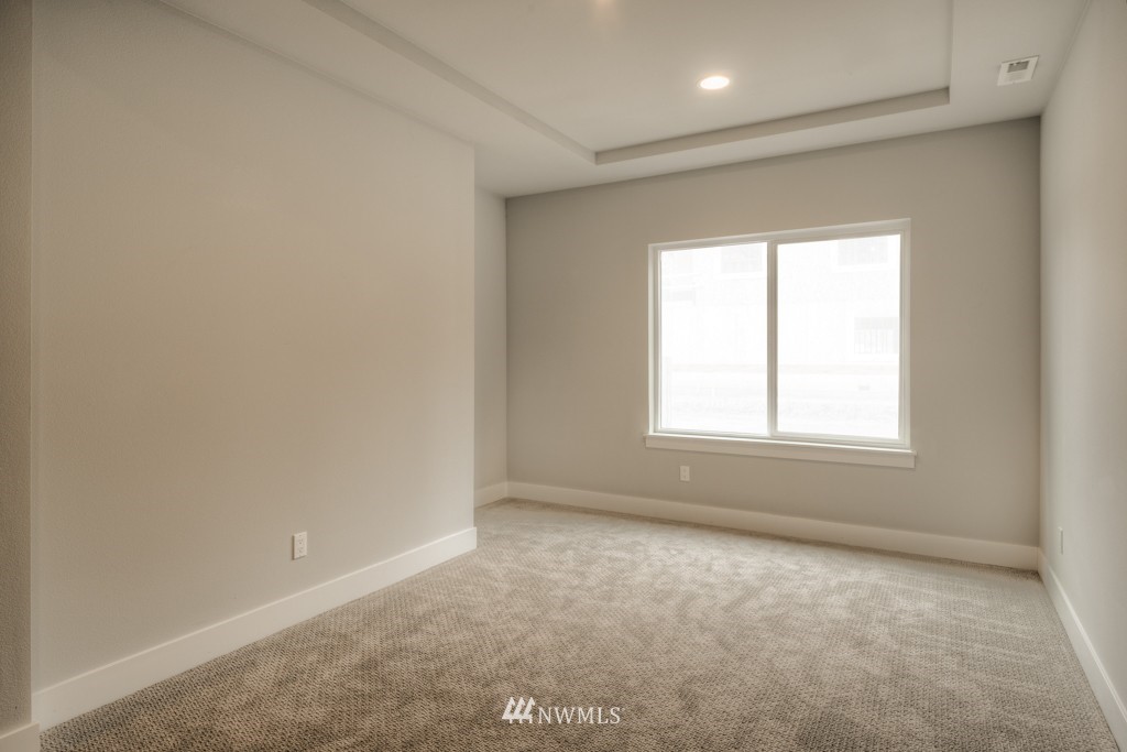 21515 43rd Drive Southeast, Unit 14 Bothell, WA 98021 - Photo 15 of 18 Gallery Image 15
