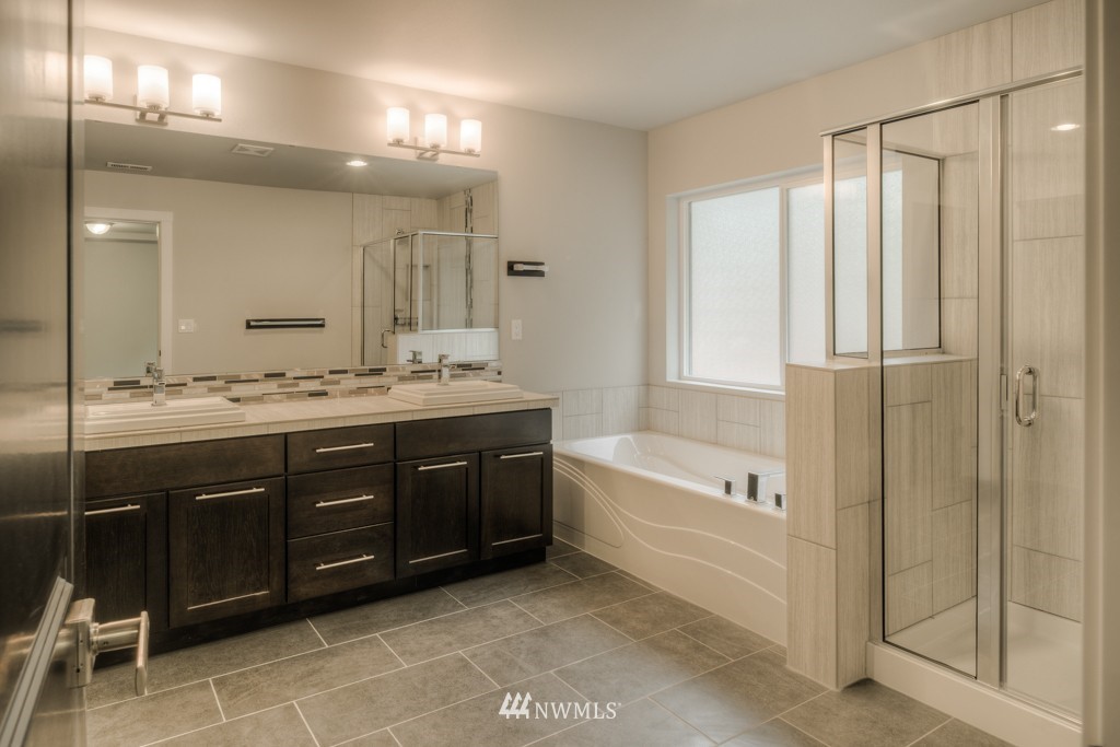 21515 43rd Drive Southeast, Unit 14 Bothell, WA 98021 - Photo 9 of 18 Gallery Image 9