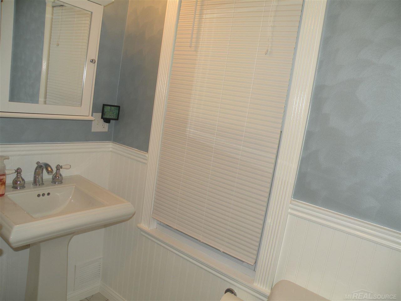 7490 Maplewood Road Lexington, MI 48450 - Photo 15 of 30