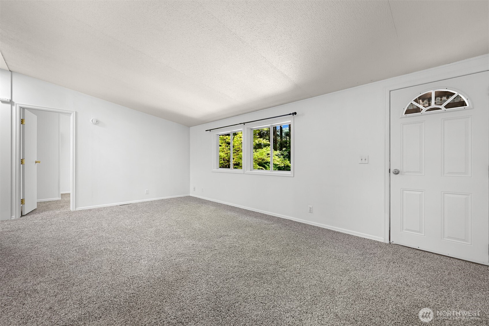 8331 Golden Valley Drive Maple Falls, WA 98266 - Photo 4 of 23