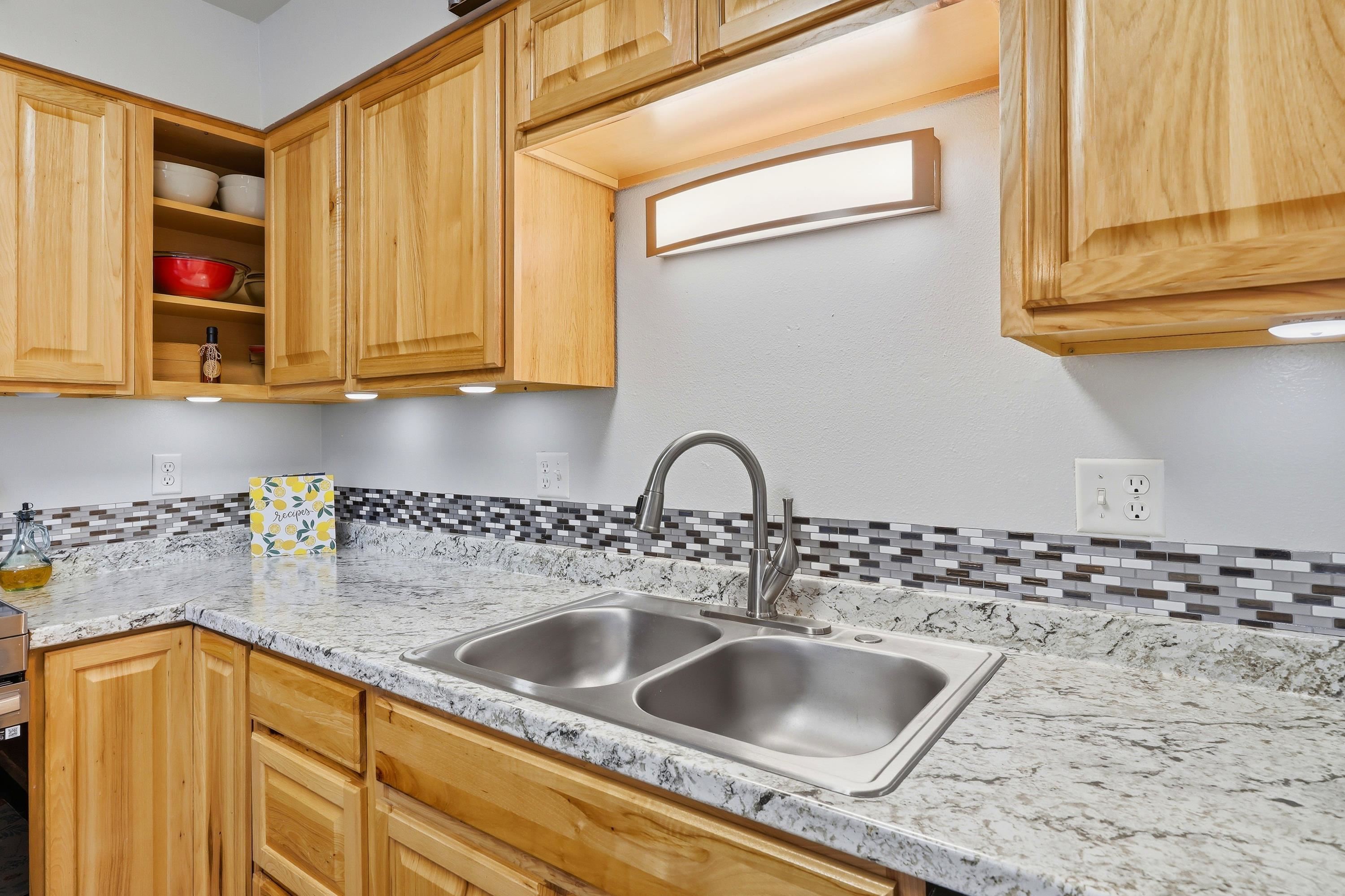 5436 Pathfinder Street Casper, WY 82604 - Photo 10 of 30