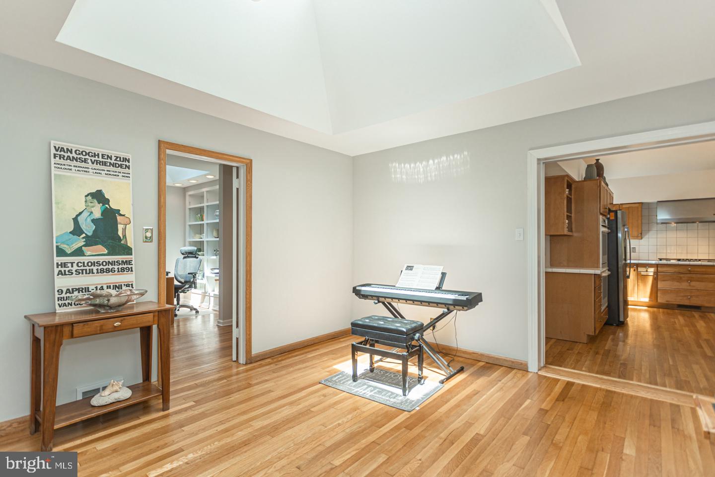 100 Ovington Road Yardley, PA 19067 - Photo 11 of 40 Living Room Into Kitchen