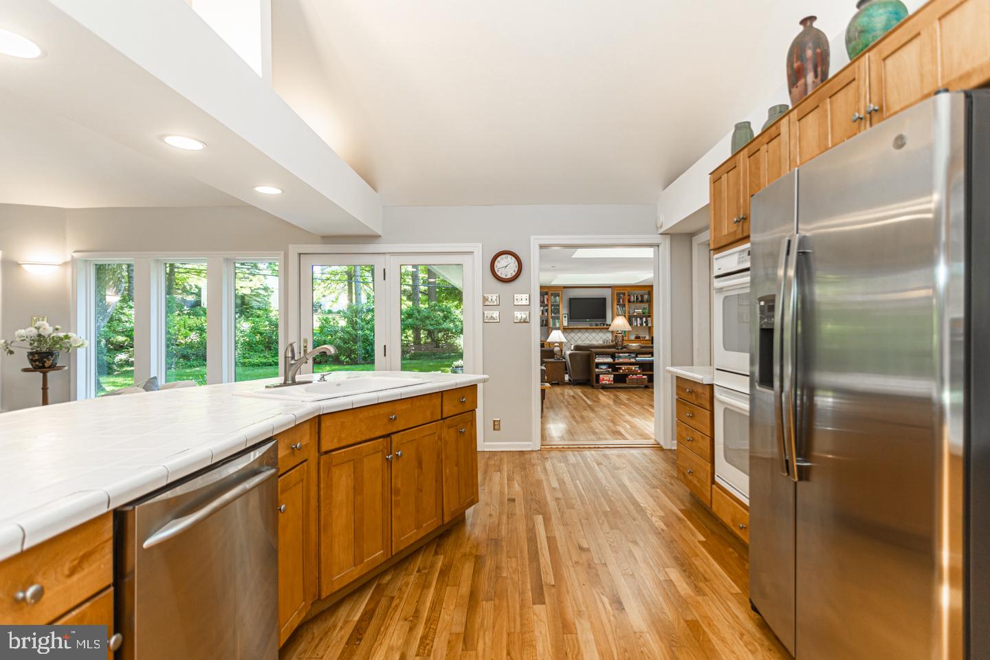 100 Ovington Road Yardley, PA 19067 - Photo 14 of 40 Kitchen/ Direct Access to Backyard