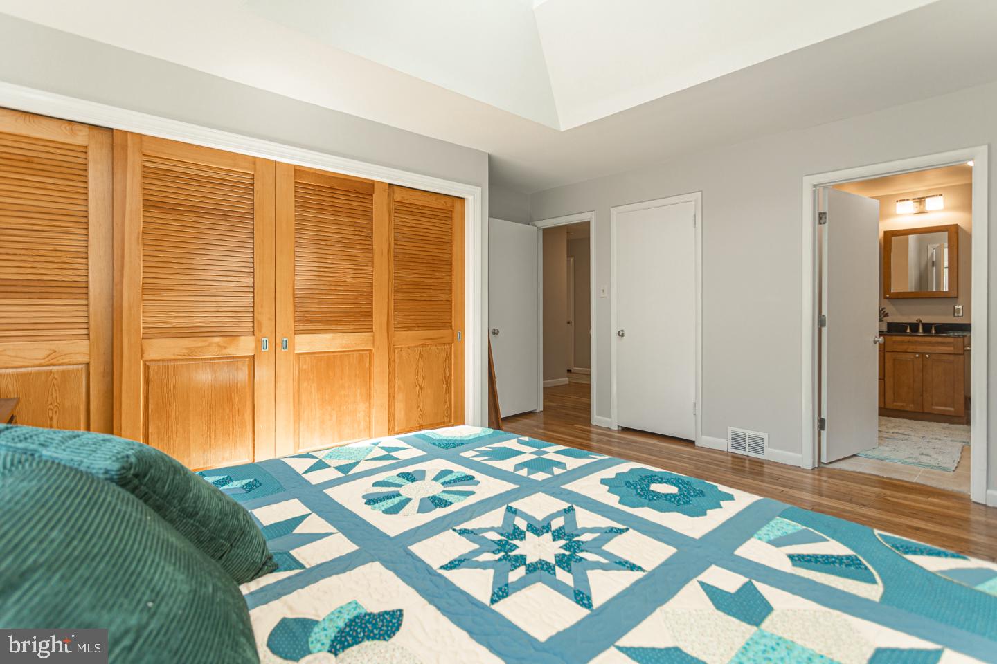 100 Ovington Road Yardley, PA 19067 - Photo 26 of 40 Primary Bedroom