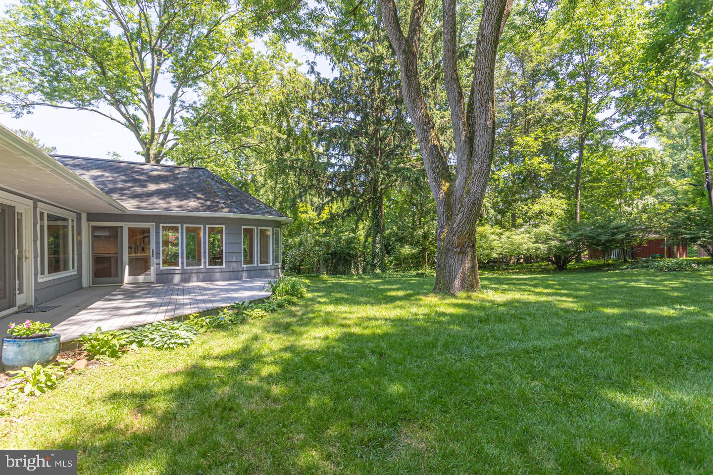 100 Ovington Road Yardley, PA 19067 - Photo 33 of 40 Backyard