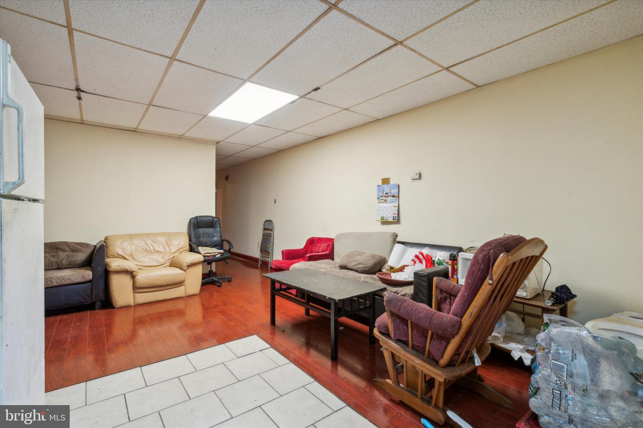 915 South 12th Street Philadelphia, PA 19147 - Photo 12 of 34