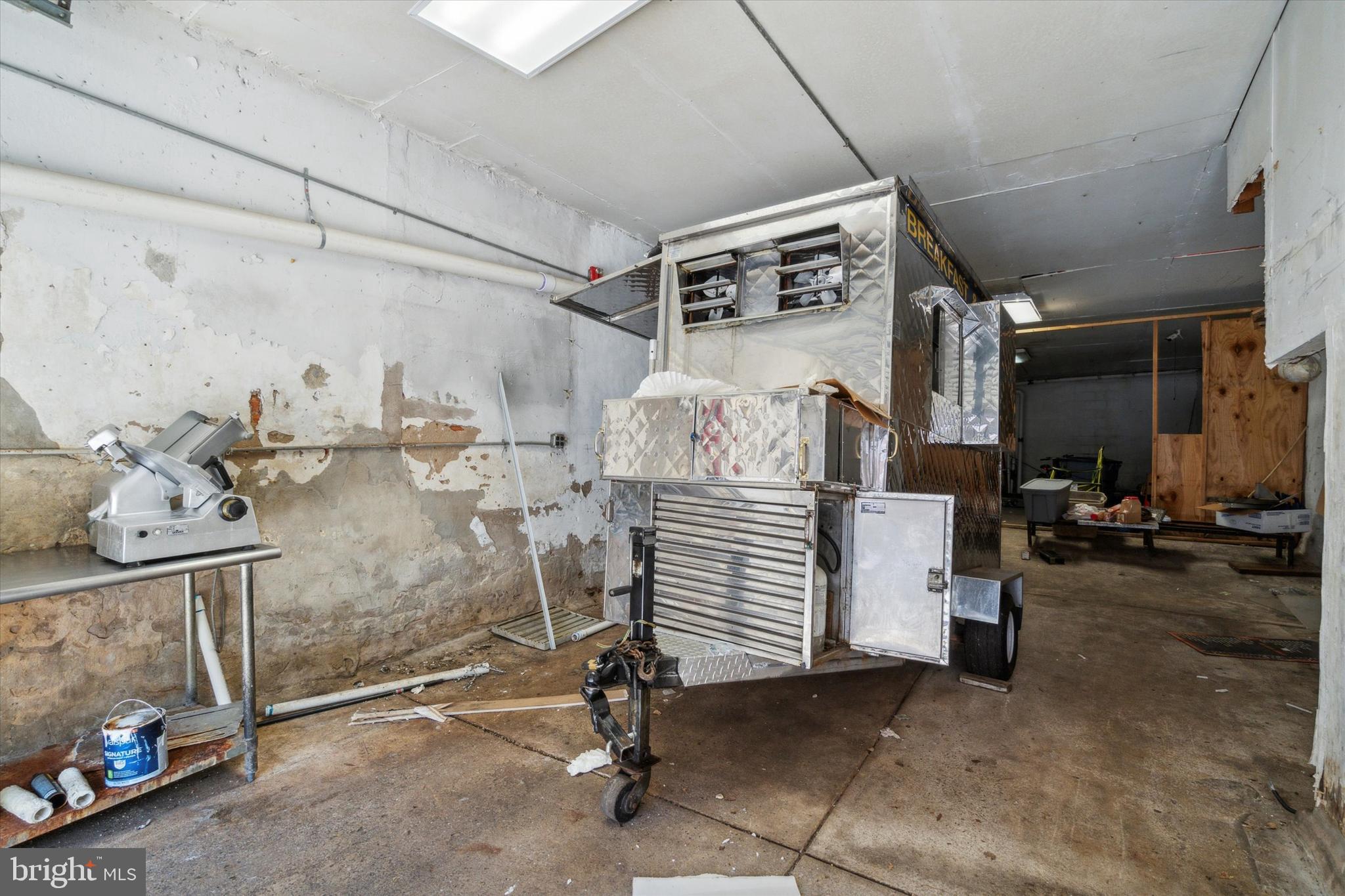 915 South 12th Street Philadelphia, PA 19147 - Photo 13 of 34