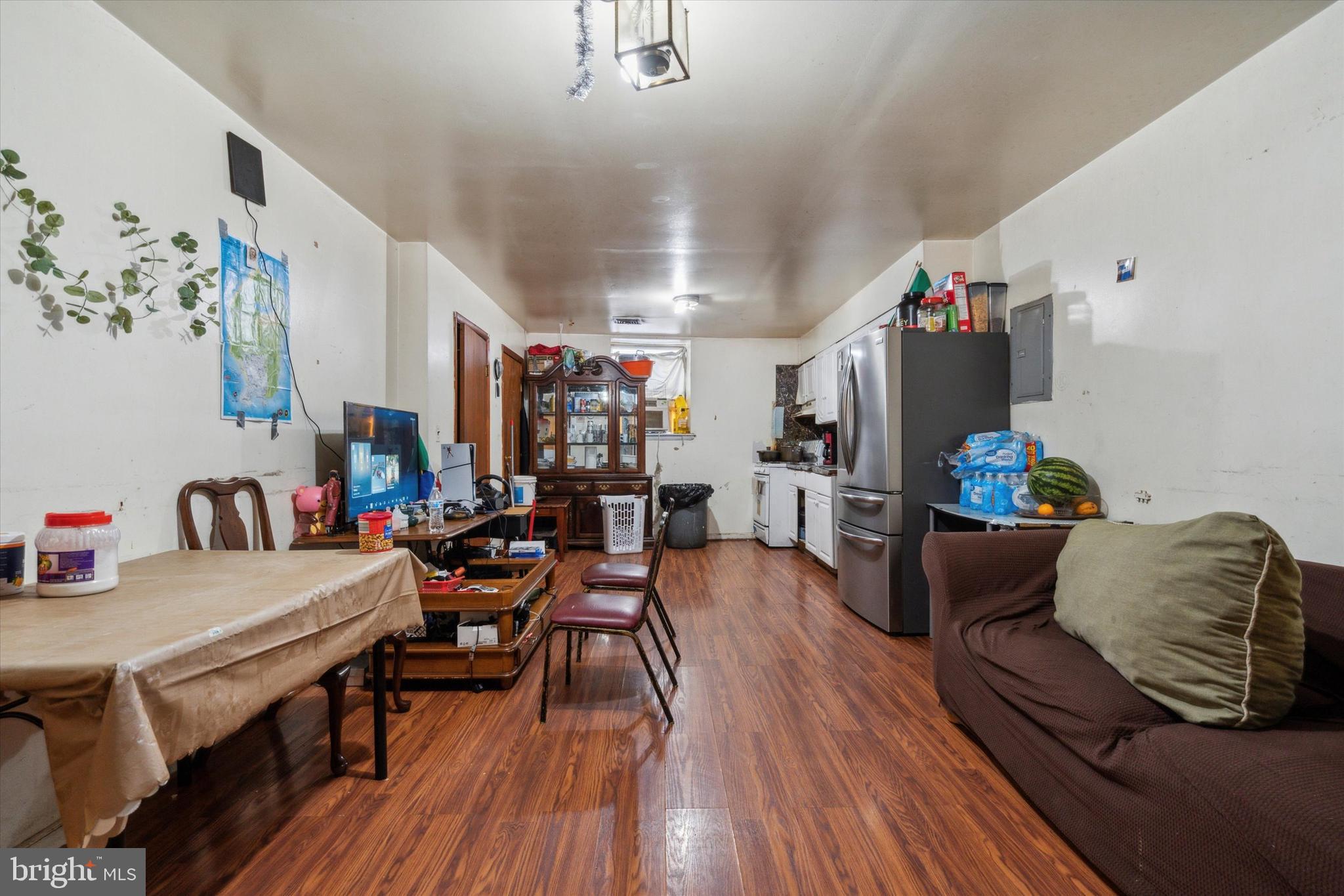 915 South 12th Street Philadelphia, PA 19147 - Photo 16 of 34