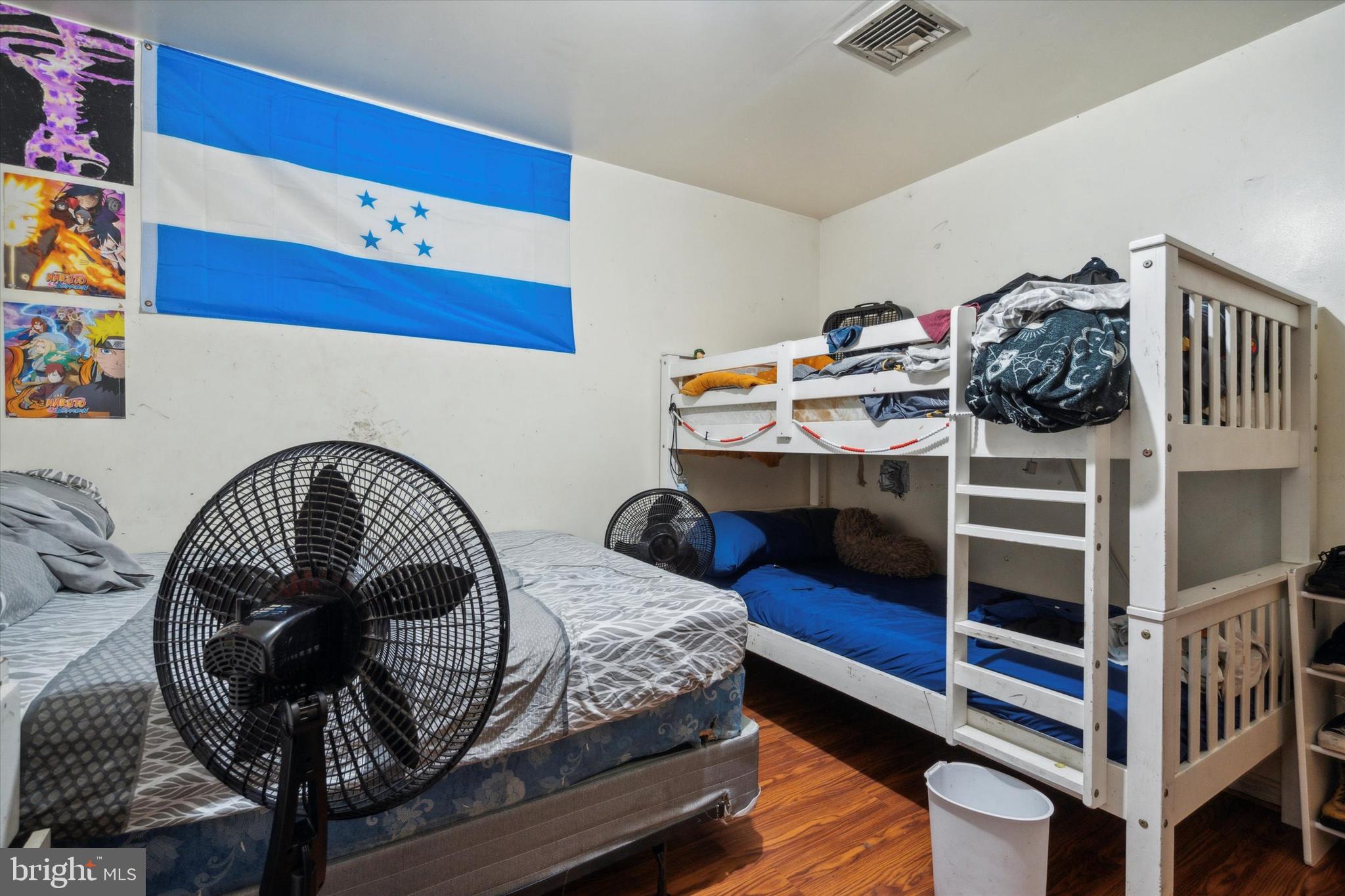 915 South 12th Street Philadelphia, PA 19147 - Photo 19 of 34