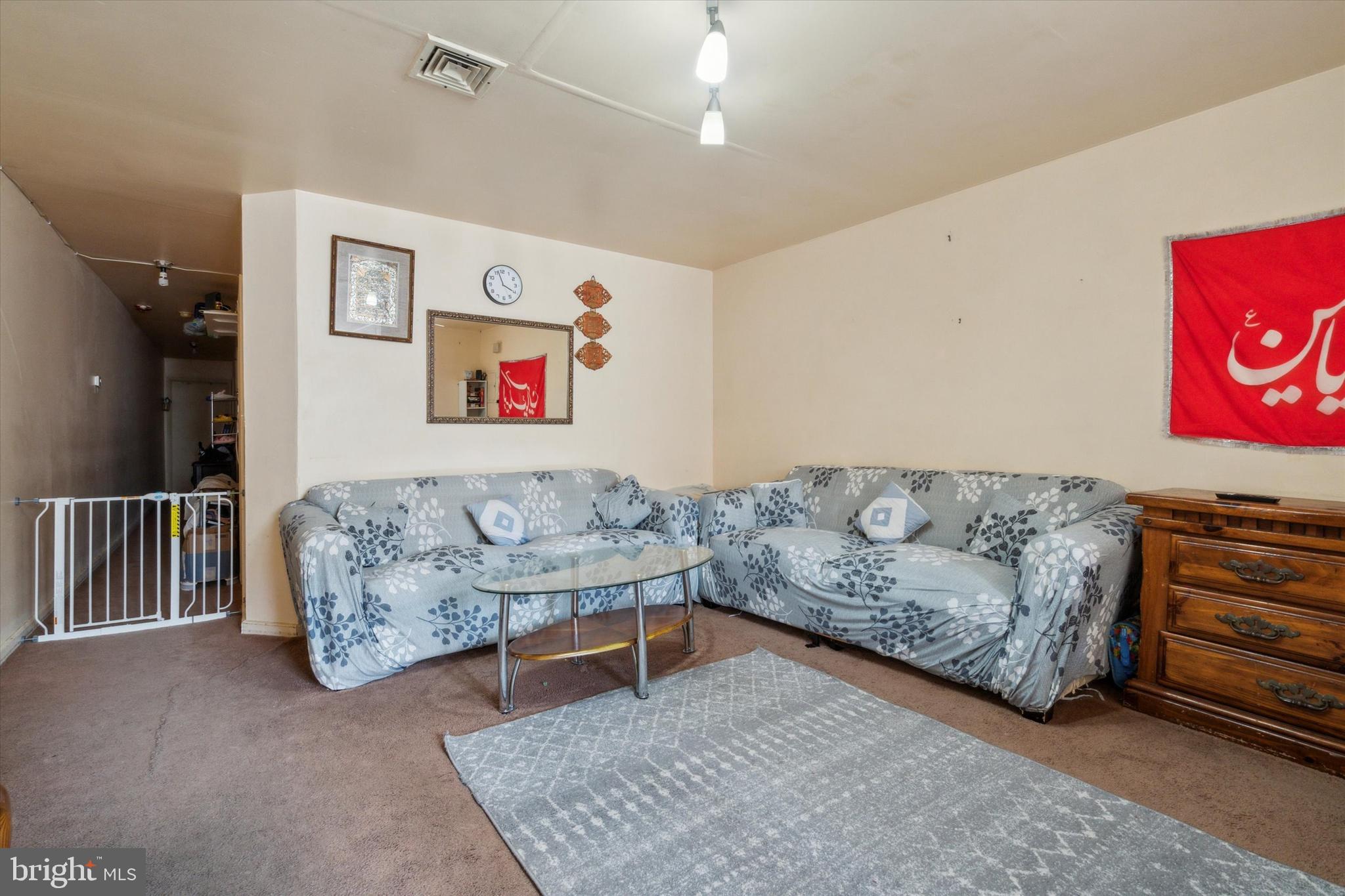 915 South 12th Street Philadelphia, PA 19147 - Photo 27 of 34